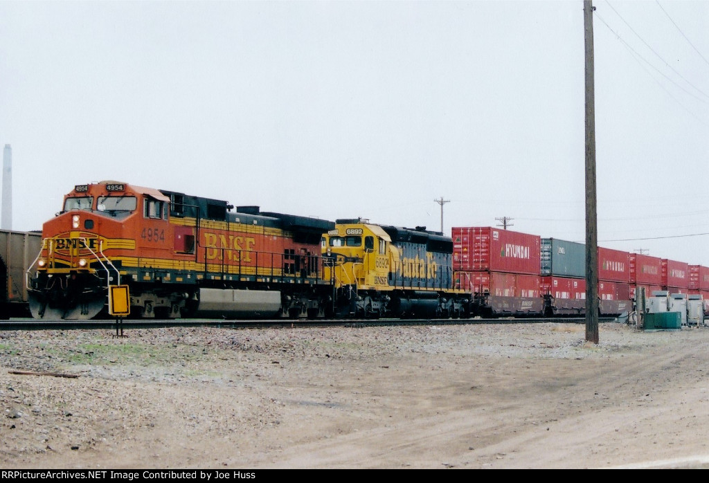 BNSF 4954 East